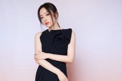 LOL决赛-冰与火的博弈，当哥斯达黎加的坚韧撞上冰岛的冷酷，B费成破局之匙
