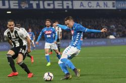 -那不勒斯主场击败对手，继续保持不败战绩的简单介绍