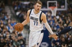 -浙江队轻取太阳，东契奇高光表现