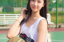 英雄联盟总决赛门票-唯一性的双重奏，F1年度争冠焦点战与勇士强势拿下76人的启示