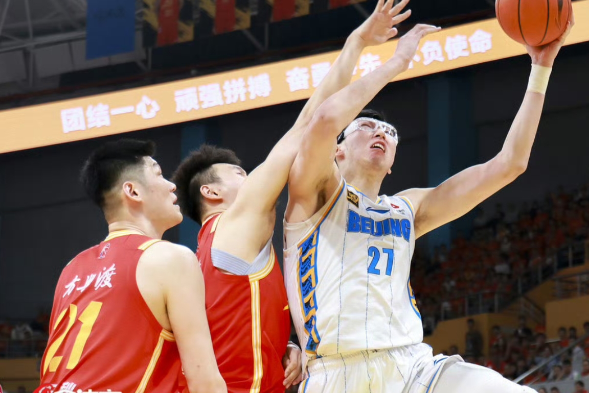 浙江男篮惊险战胜重庆保持势头的简单介绍 浙江男篮惊险战胜重庆保持势头的简单介绍