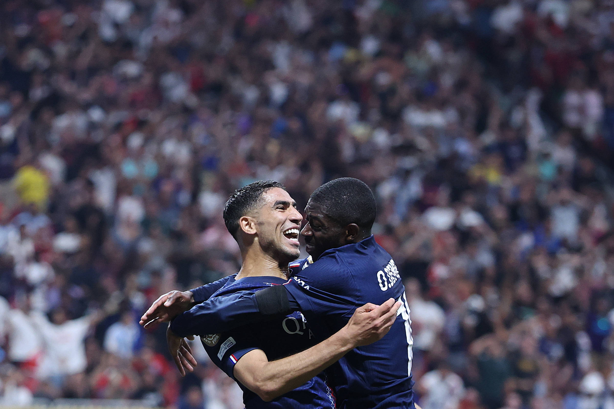 巴黎圣日耳曼队在最新的联赛中获得胜利 巴黎圣日耳曼队在最新的联赛中获得胜利