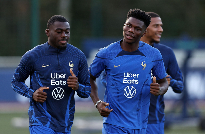 韩国队险胜法国队，安赛龙带队取胜