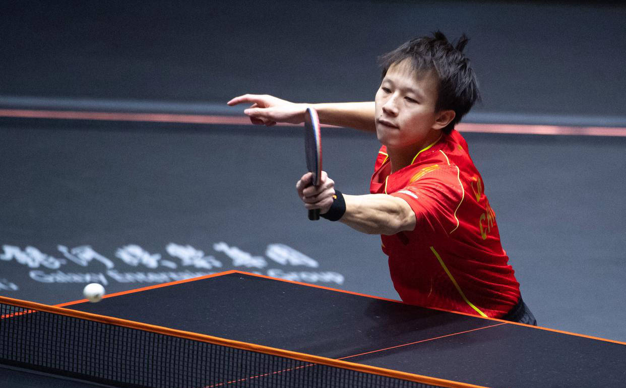 中国队鏖战奥地利队,林高远状态火热 中国队鏖战奥地利队,林高远状态火热