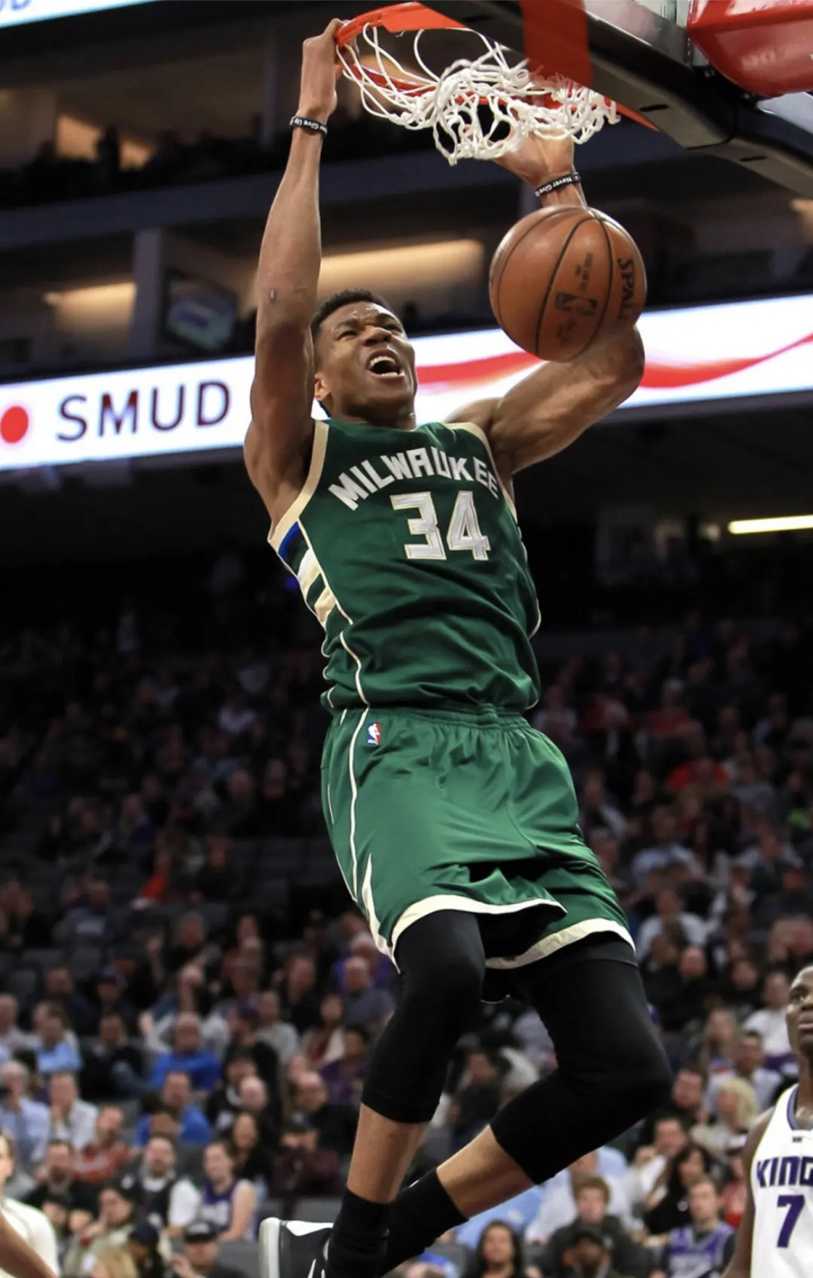 尼克斯绝杀马刺,克莱关键制胜 尼克斯绝杀马刺,克莱关键制胜