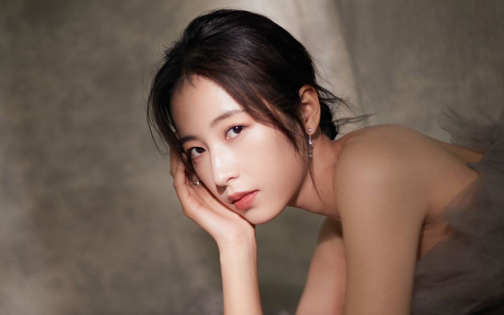 石破天惊,那夜,阿劳霍化身绿茵城墙—记一次攻防两端的绝对统治