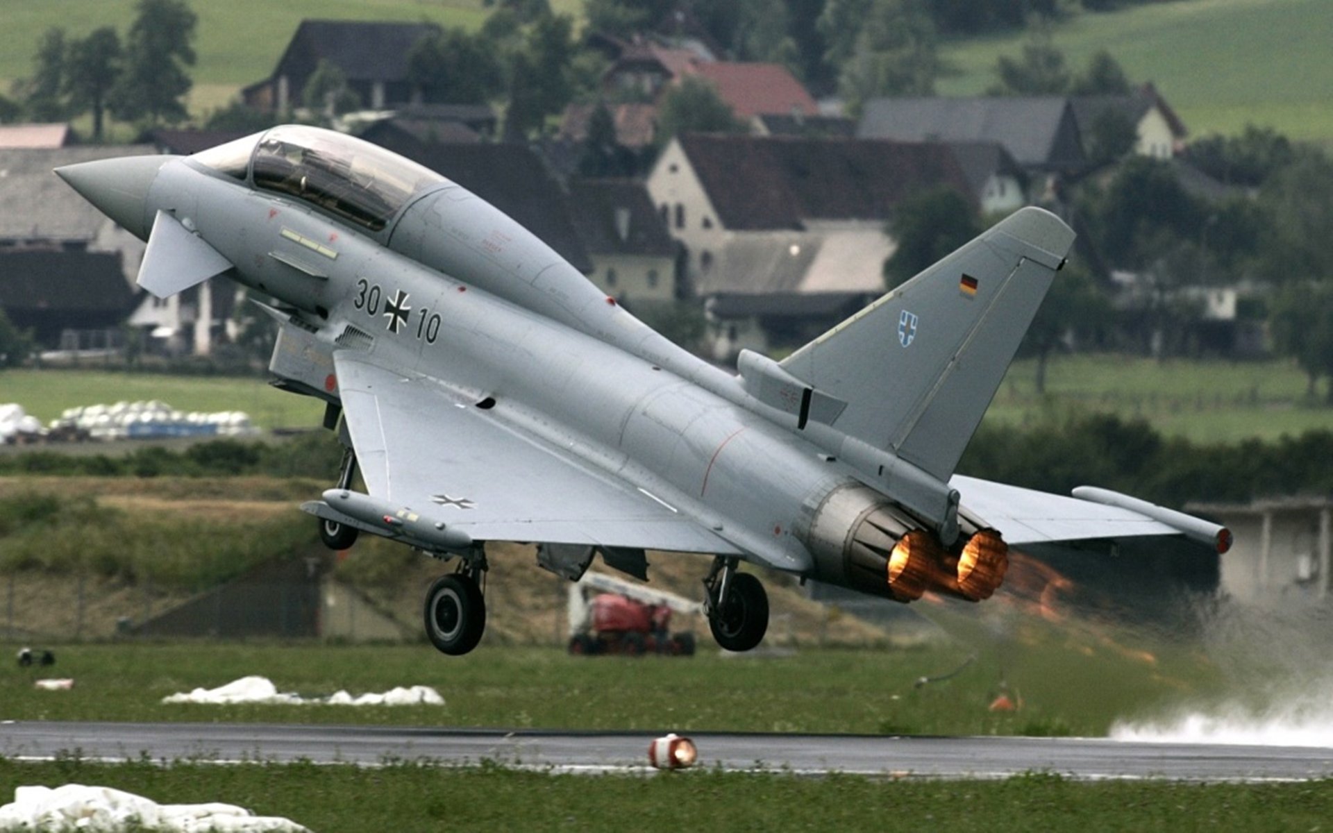 双线叙事,铁血乌拉圭绞杀格子军团,磐石范戴克稳如定海神针